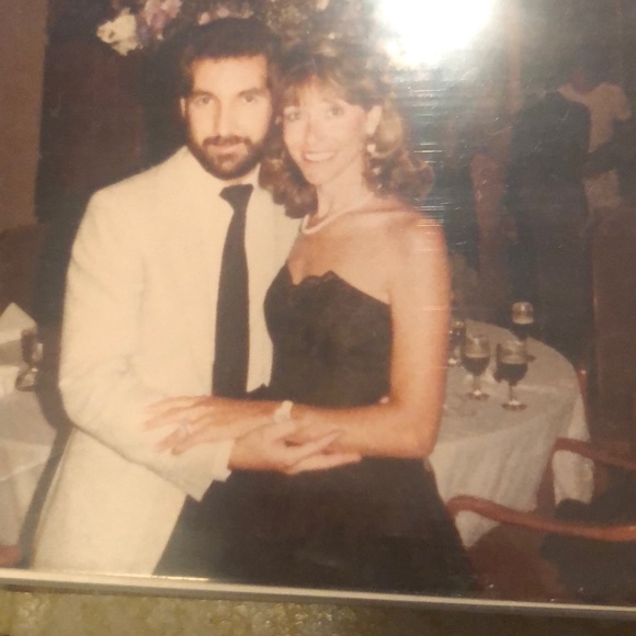 Stunning strapless evening dress w:tiers of  lace - Picture 7 of 9